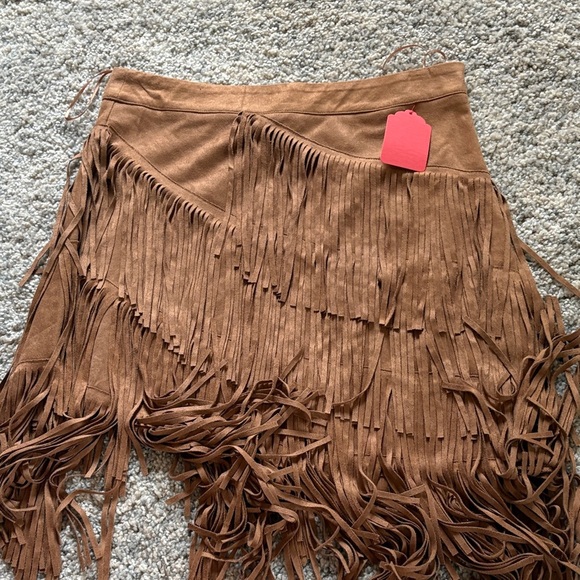 Stylish Tan Fringed Mini Skirt - Picture 1 of 5